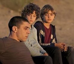 我家那些事 Storia della mia famiglia (2025)